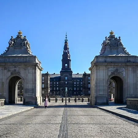 Sanders Merchant - Lovely Two-bedroom In Center Of Apartment Copenhagen